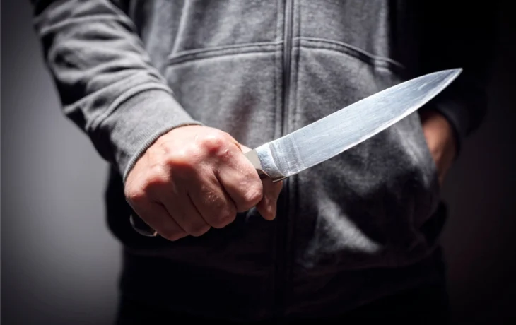 Житель села Ново-Талицы получил ножевое ранение в пьяной компании Житель села Ново-Талицы получил ножевое ранение в пьяной компании